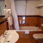 Relais Angimbe 4*