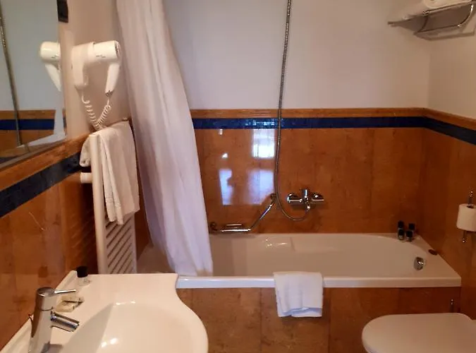 Relais Angimbe 4*