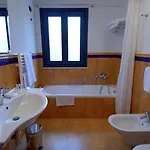 Relais Angimbe מלון