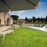 Relais Angimbe מלון