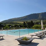 מלון Relais Angimbe 4*