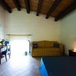 Relais Angimbe קלטפימי