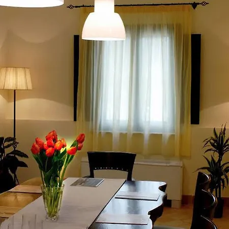 Relais Angimbe קלטפימי